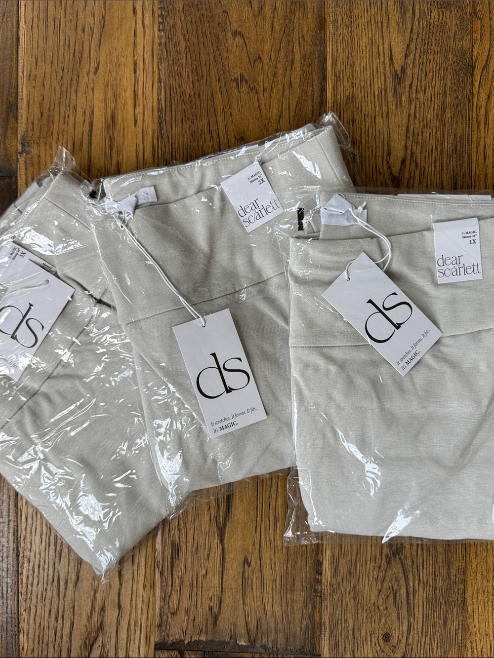 Dear Scarlett Magic Ankle 26” Skinny Pants Plus Size in Pearl Gray NWT - Picture 3 of 5